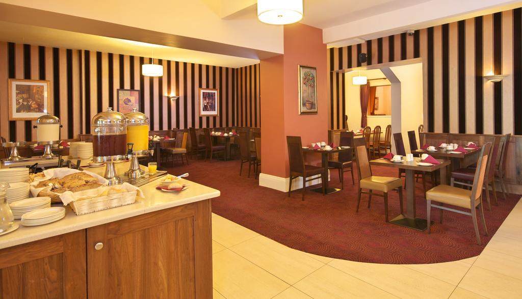Falls Hotel & Spa Енистимон Екстериор снимка
