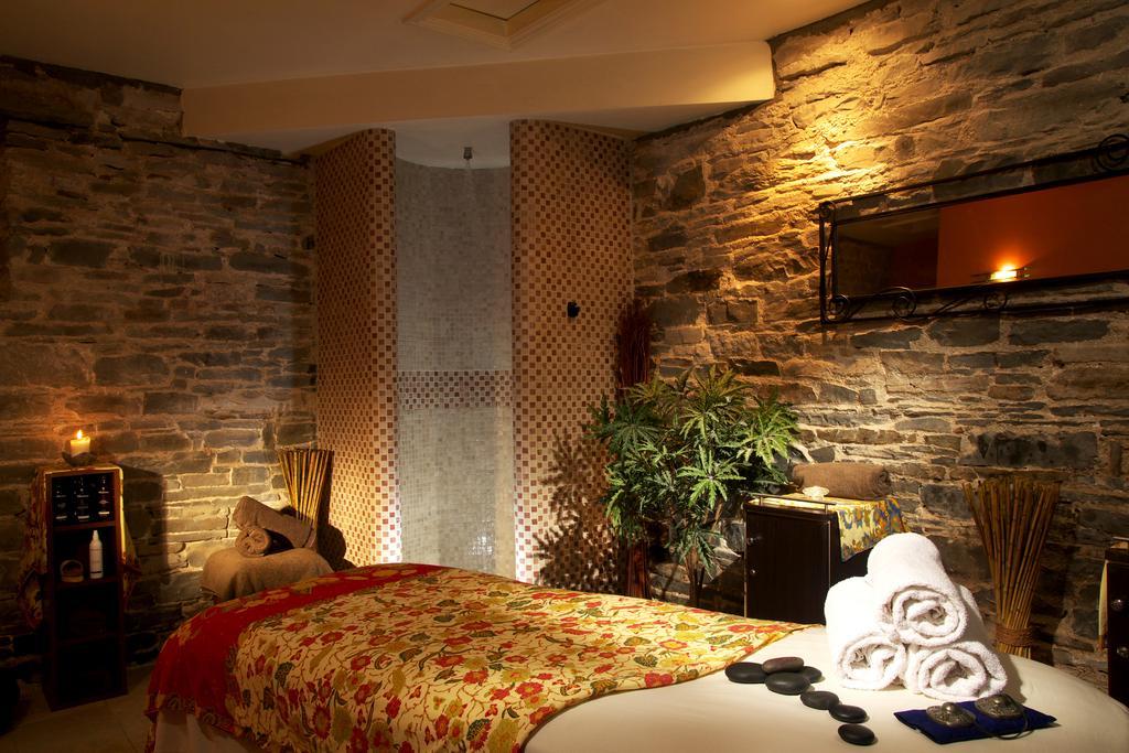 Falls Hotel & Spa Енистимон Екстериор снимка